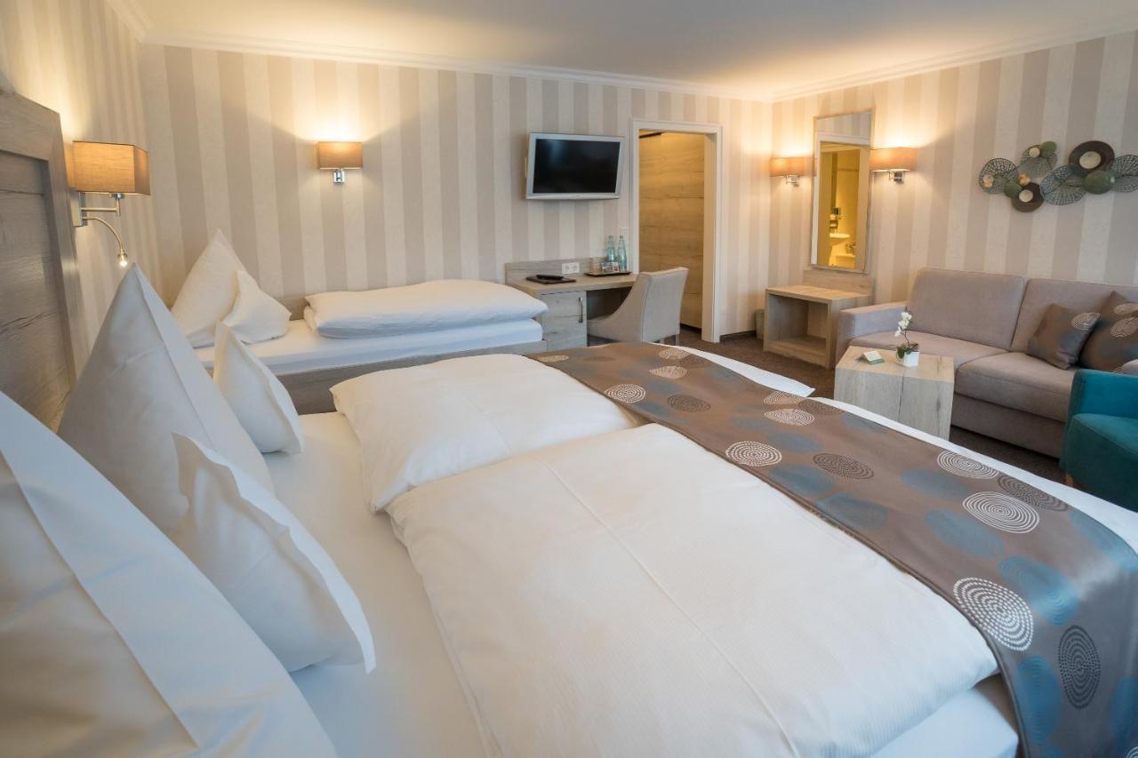 Hotel Garni Fuerst Von Waldeck Willingen  Esterno foto